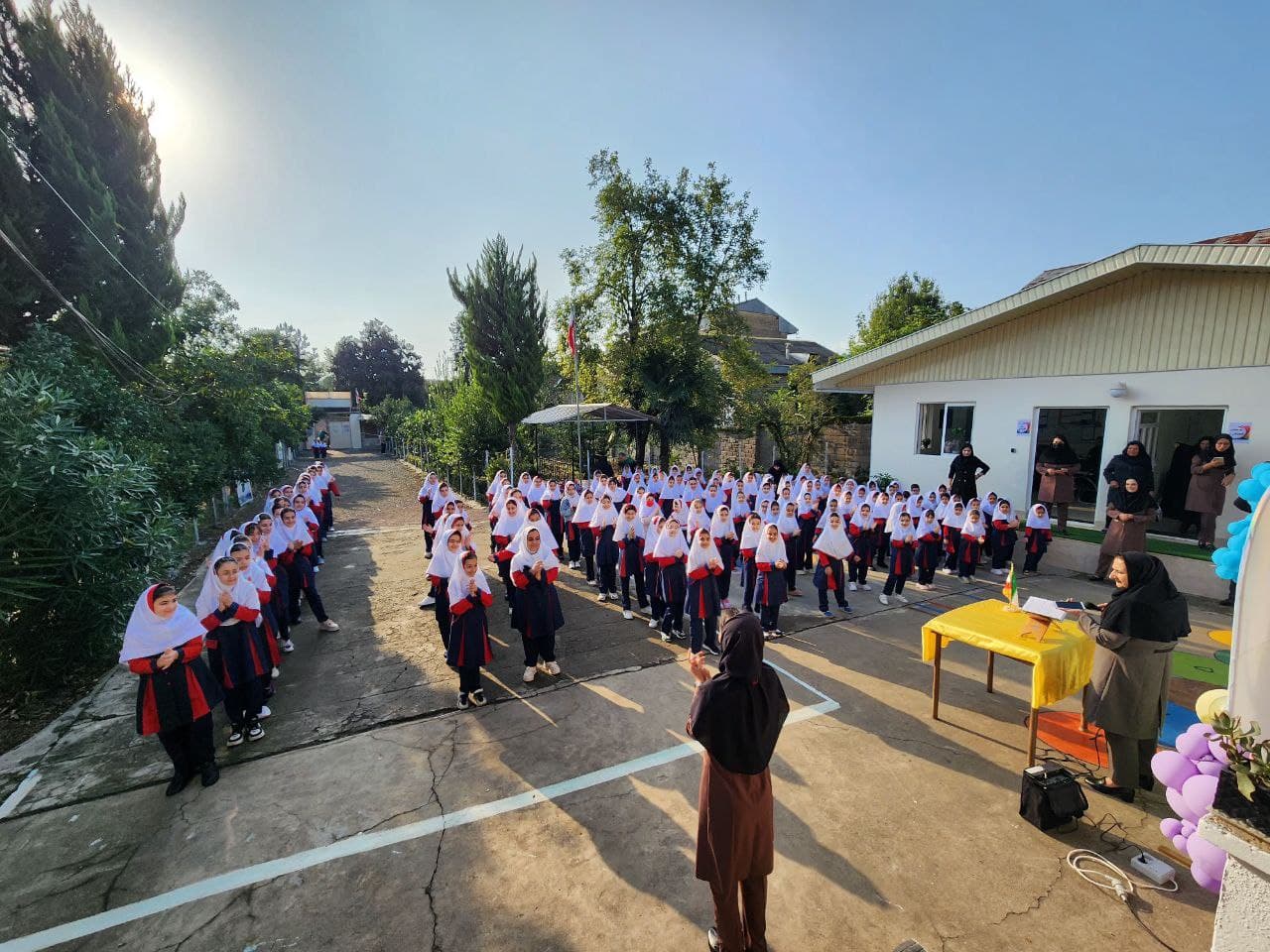 دبستان غیردولتی آفرینش